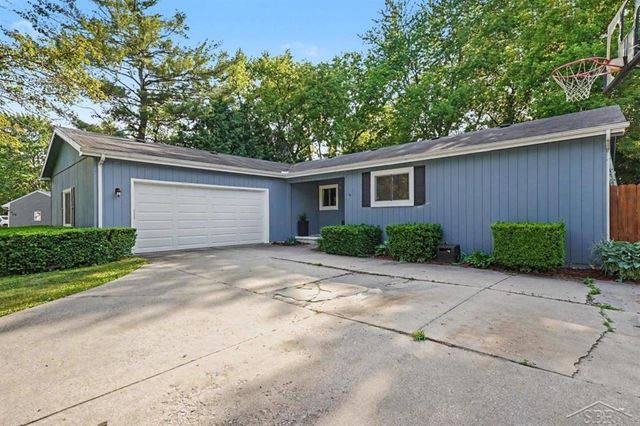 5401 Drake Street, Midland, MI 48640