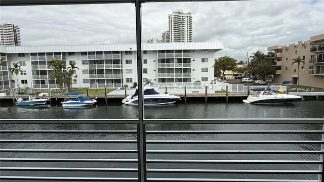 3849 NE 169th St 201, North Miami Beach, FL 33160