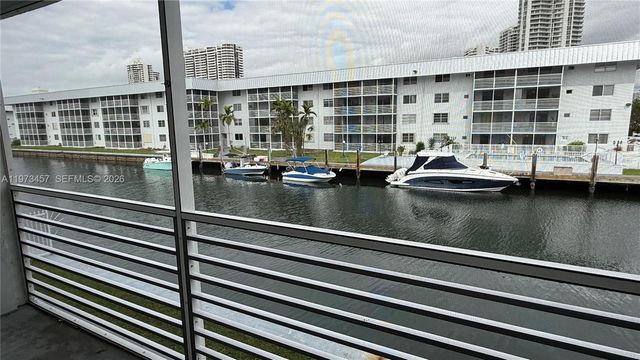 3849 NE 169th St 201, North Miami Beach, FL 33160