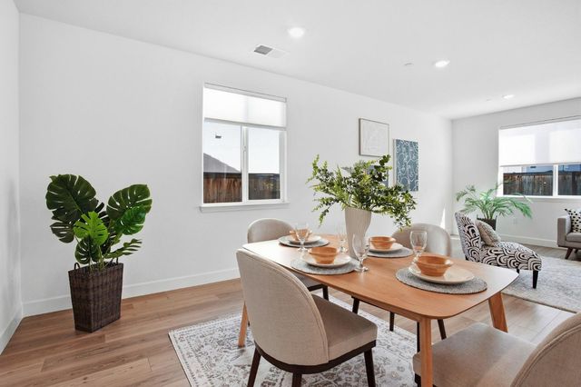 3854 Watermist Way, Sacramento, CA 95835