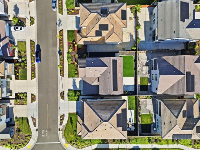 3854 Watermist Way, Sacramento, CA 95835