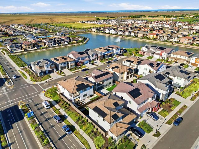 3854 Watermist Way, Sacramento, CA 95835