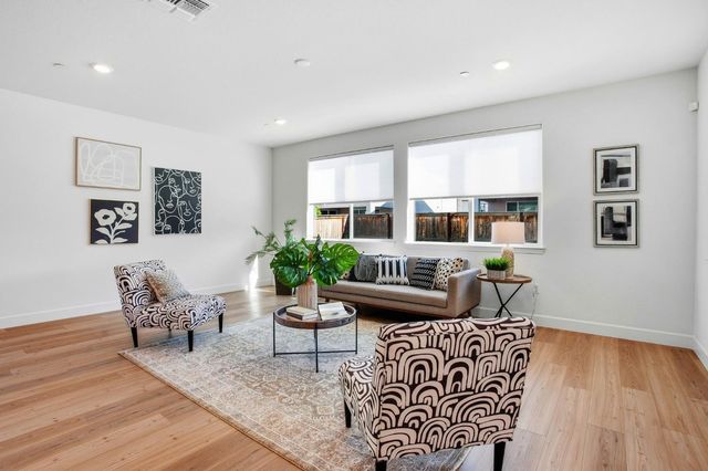 3854 Watermist Way, Sacramento, CA 95835