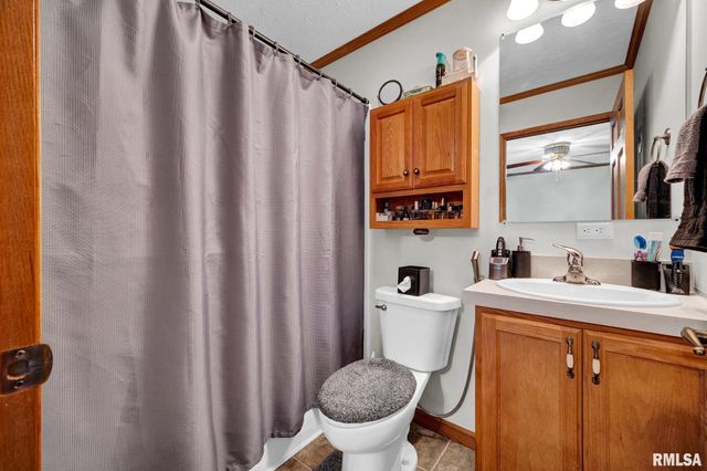 103 S COLUMBUS Street, North Pekin, IL 61554