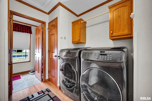 103 S COLUMBUS Street, North Pekin, IL 61554