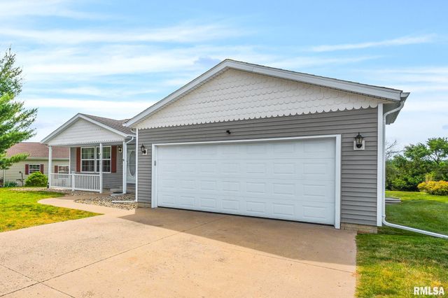 103 S COLUMBUS Street, North Pekin, IL 61554