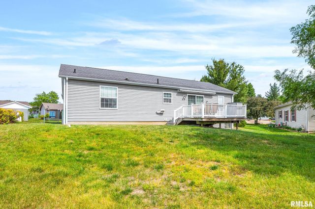 103 S COLUMBUS Street, North Pekin, IL 61554