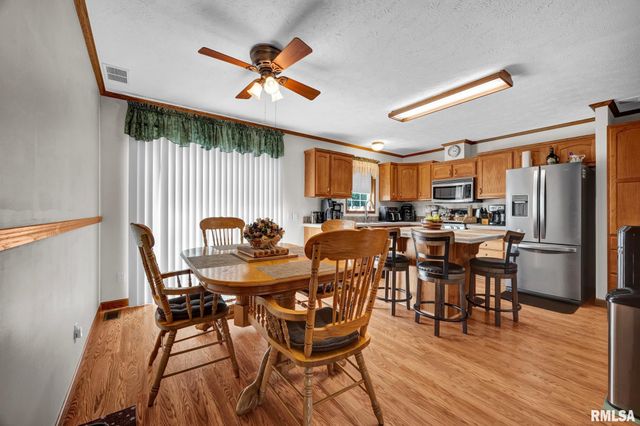 103 S COLUMBUS Street, North Pekin, IL 61554