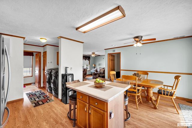 103 S COLUMBUS Street, North Pekin, IL 61554