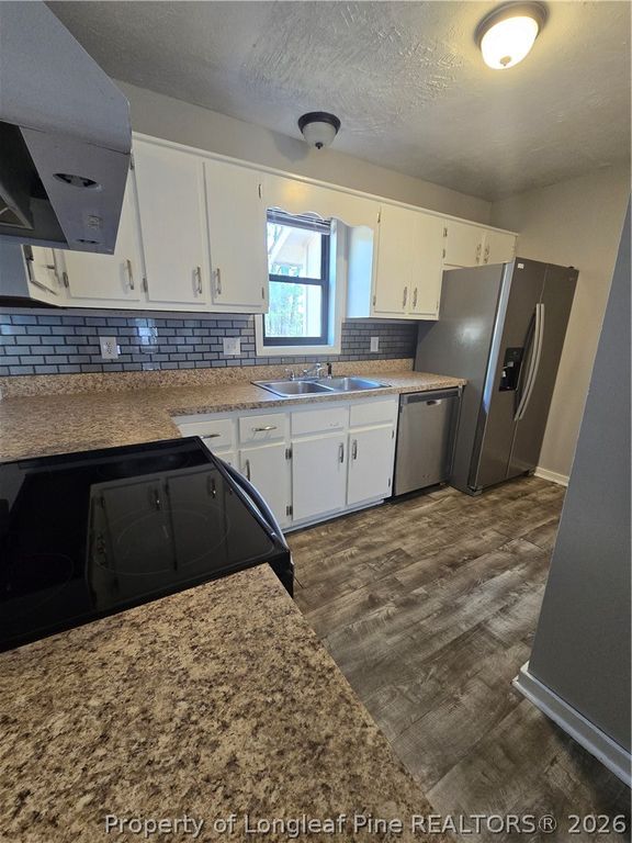 6484 Kelmscot Court, Fayetteville, NC 28303 — photo 8