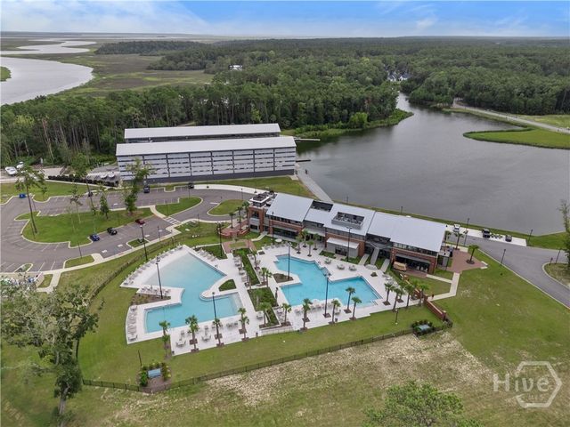 85 Calhoun Lane, Richmond Hill, GA 31324