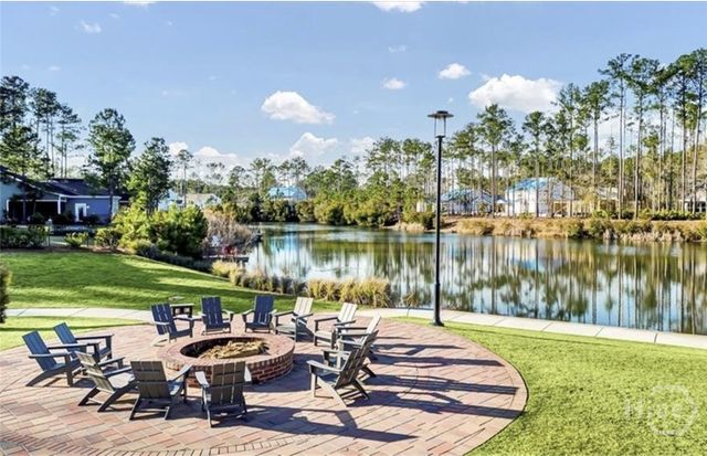 85 Calhoun Lane, Richmond Hill, GA 31324