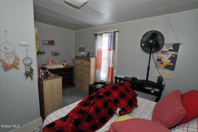 4 Fruit Street, Gloversville, NY 12078