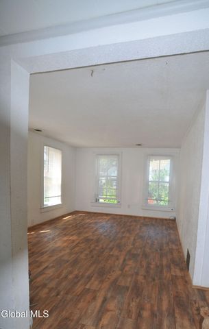 4 Fruit Street, Gloversville, NY 12078