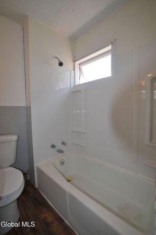 4 Fruit Street, Gloversville, NY 12078