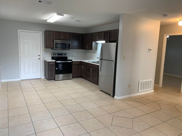 935 Tanager Road C, Fort Walton Beach, FL 32547