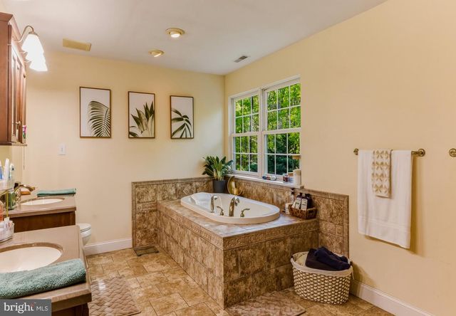 1036 HERBERT BLVD, Williamstown, NJ 08094