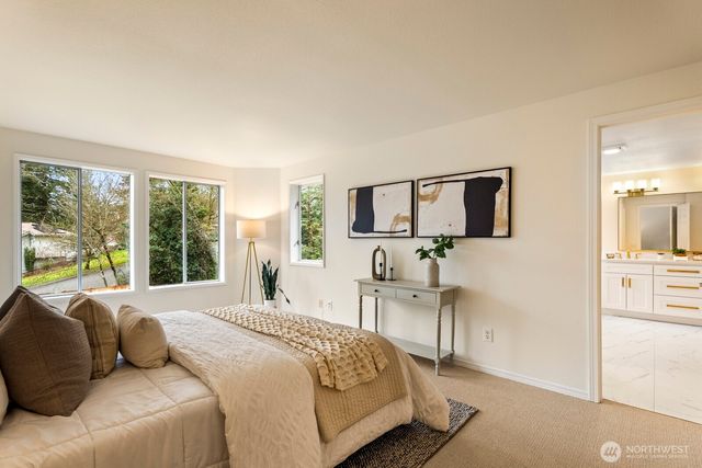 6005 158th Place NE, Redmond, WA 98052