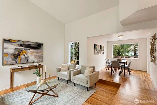 6005 158th Place NE, Redmond, WA 98052