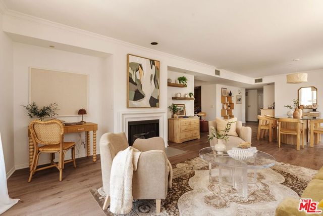 11099 Ophir Drive 202, Los Angeles, CA 90024