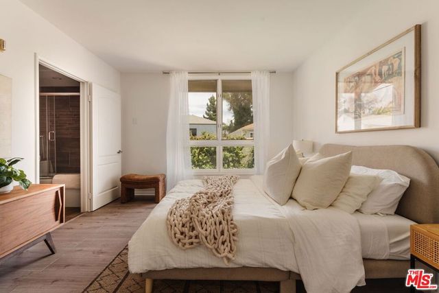 11099 Ophir Drive 202, Los Angeles, CA 90024