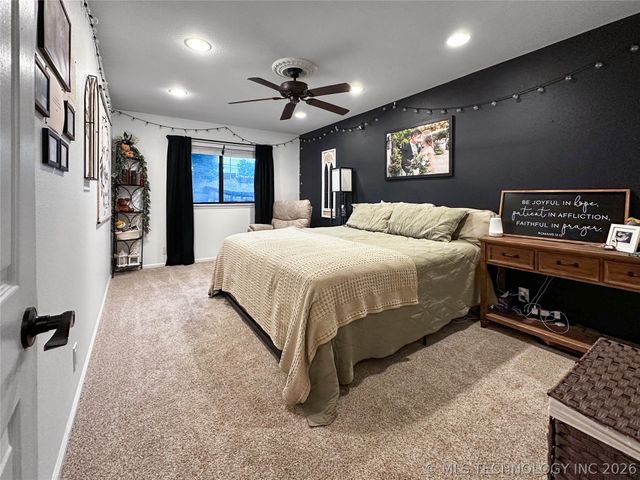 6953 E 61st Place, Tulsa, OK 74133