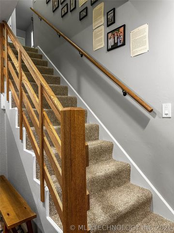 6953 E 61st Place, Tulsa, OK 74133