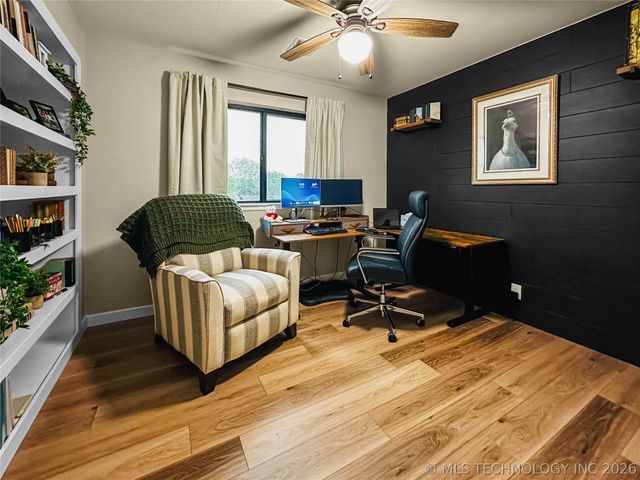 6953 E 61st Place, Tulsa, OK 74133