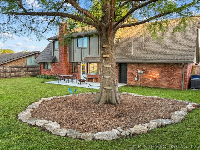 6953 E 61st Place, Tulsa, OK 74133