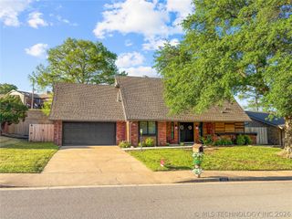 6953 E 61st Place, Tulsa, OK 74133