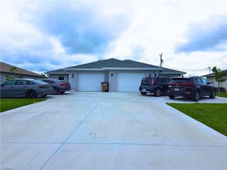 1008 NE 8th PL, Cape Coral, FL 33909