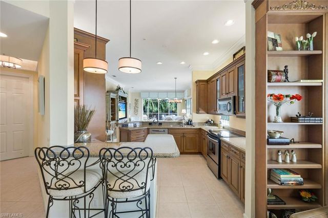 775 BENTWATER CIR 204, Naples, FL 34108