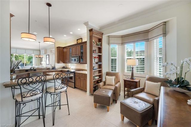 775 BENTWATER CIR 204, Naples, FL 34108