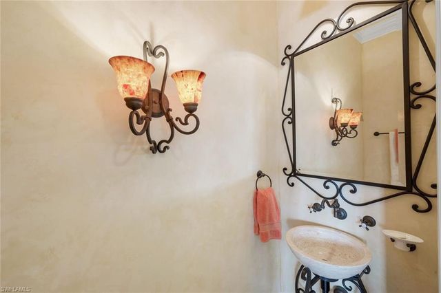 775 BENTWATER CIR 204, Naples, FL 34108