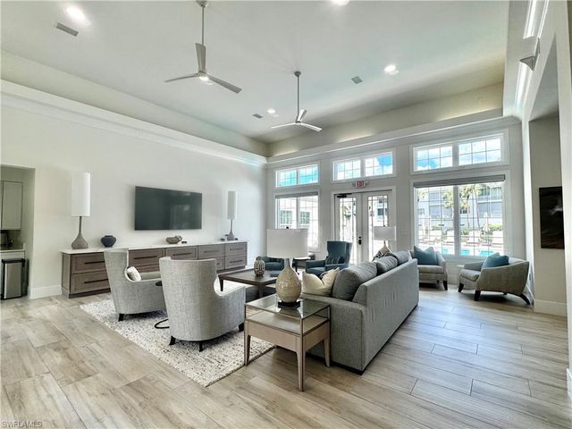 775 BENTWATER CIR 204, Naples, FL 34108