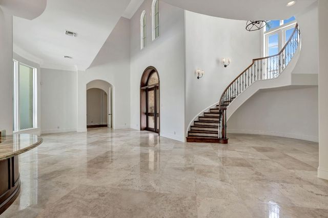 753 Harbour Isle Place, North Palm Beach, FL 33410