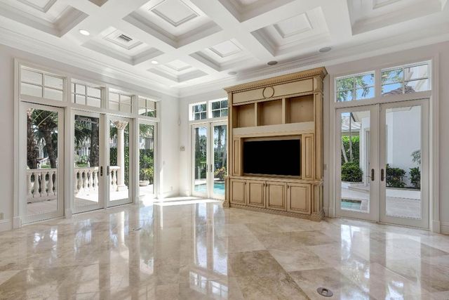 753 Harbour Isle Place, North Palm Beach, FL 33410