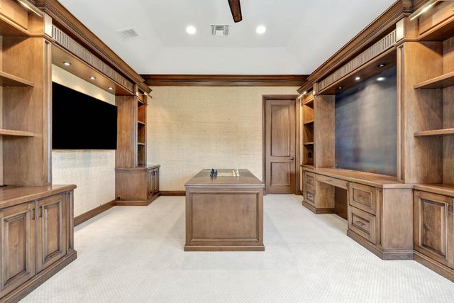 753 Harbour Isle Place, North Palm Beach, FL 33410