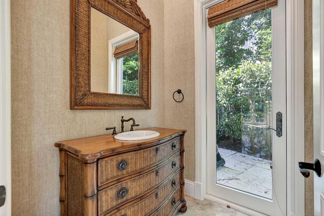 753 Harbour Isle Place, North Palm Beach, FL 33410