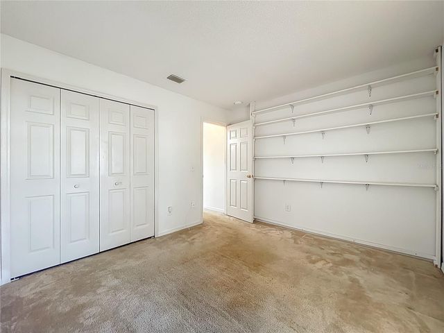 5065 FOXCROFT COURT, Orlando, FL 32808