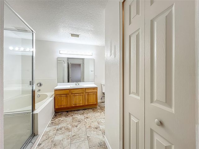 5065 FOXCROFT COURT, Orlando, FL 32808