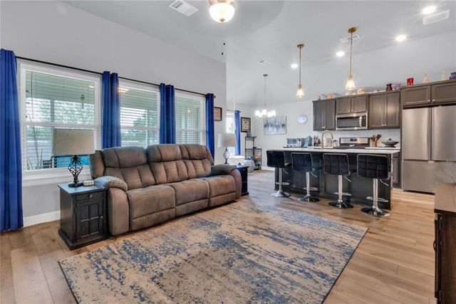 3332 Pagoda Pead Drive, Yukon, OK 73099
