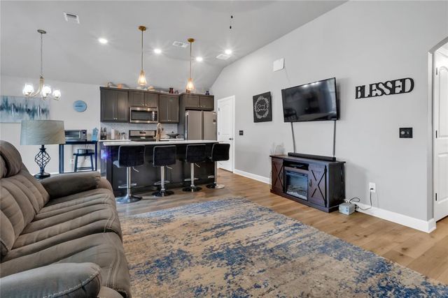 3332 Pagoda Pead Drive, Yukon, OK 73099