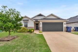 3332 Pagoda Pead Drive, Yukon, OK 73099