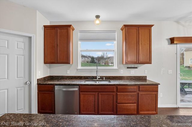 1197 Secretariat Way, Howell, MI 48843
