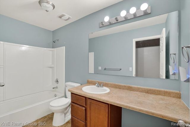 1197 Secretariat Way, Howell, MI 48843
