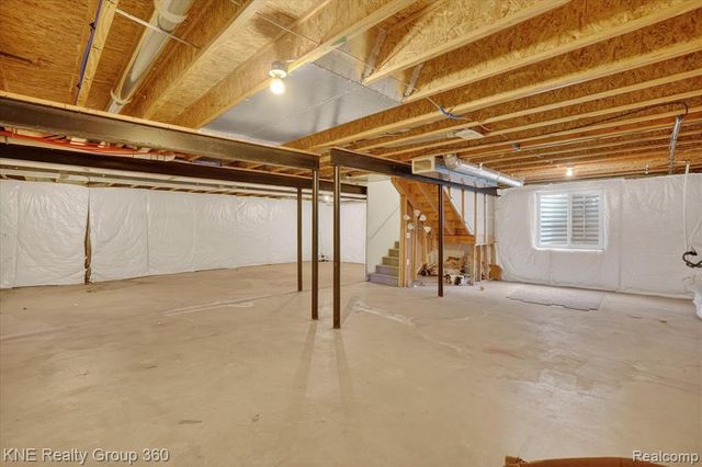 1197 Secretariat Way, Howell, MI 48843