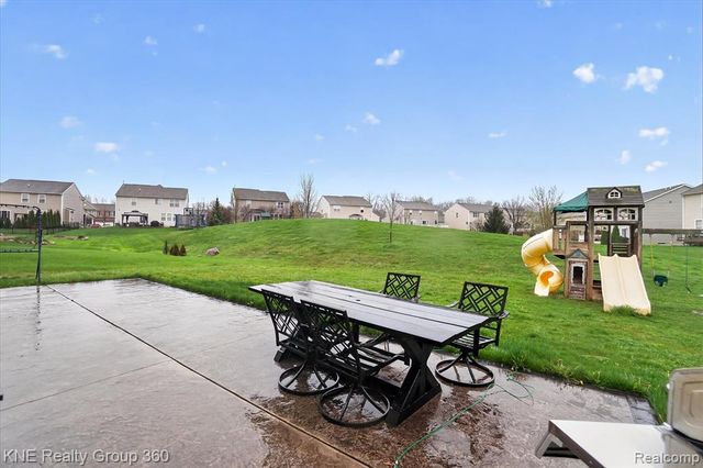 1197 Secretariat Way, Howell, MI 48843