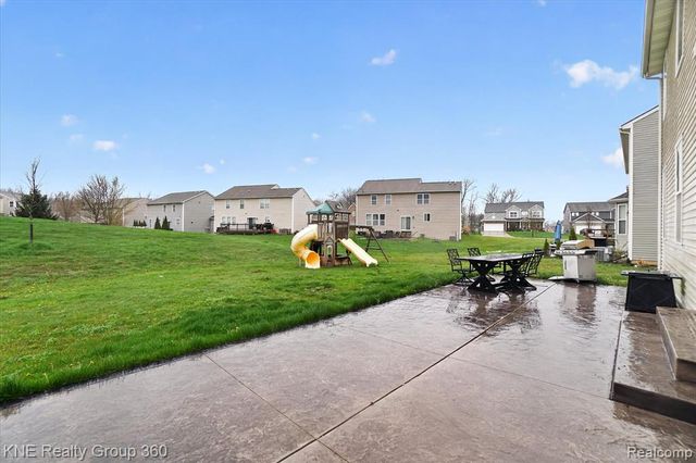 1197 Secretariat Way, Howell, MI 48843