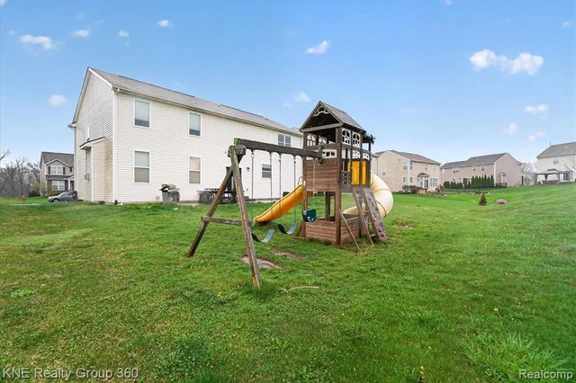 1197 Secretariat Way, Howell, MI 48843